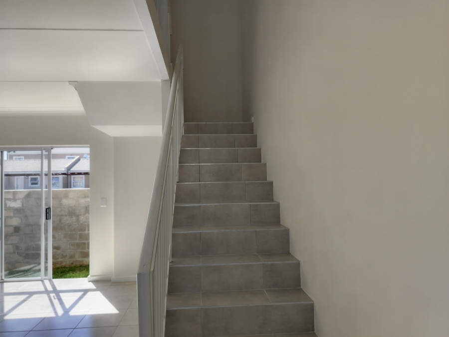 To Let 2 Bedroom Property for Rent in Highbury Western Cape
